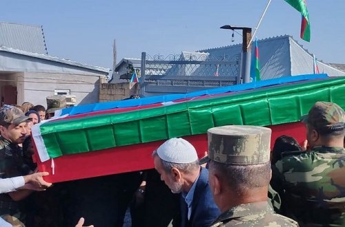 Şəhid Üzeyir Əliyev Göygöldə dəfn olunub