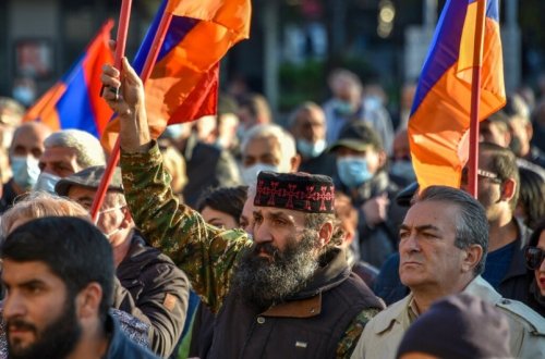 В Ереване снова начались акции протеста с требованием отставки Пашиняна