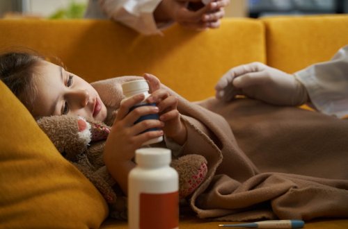 Ağdaşda 3 yaşlı uşaq dərman udaraq zəhərlənib