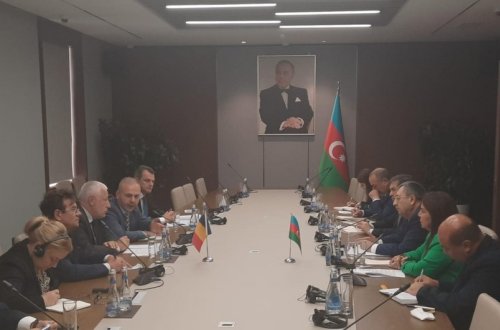 Azərbaycan və Rumıniya XİN-ləri arasında siyasi məsləhətləşmələr keçirilib