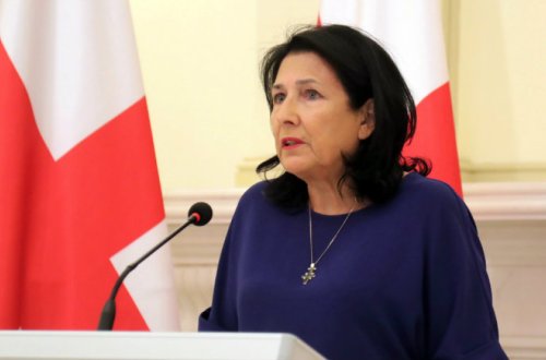 Zurabişvili Britaniyaya səfərə gedib