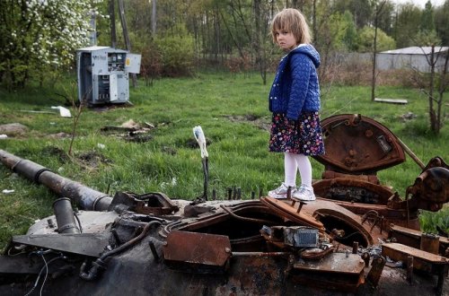 Ukraynada müharibə zamanı 390-a yaxın uşaq həlak olub