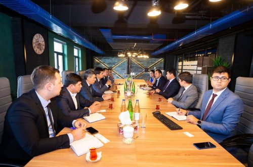 Özbəkistan nümayəndə heyəti “ASAN xidmət”də