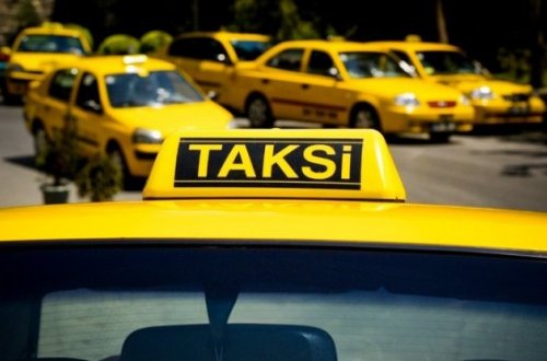 Azərbaycanda taksi sürücüləri 12 manat icbari tibbi sığorta haqqı ödəyəcəklər