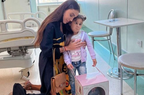 Leyla Əliyeva onkoloji xəstəlikdən əziyyət çəkən uşaqlarla görüşüb