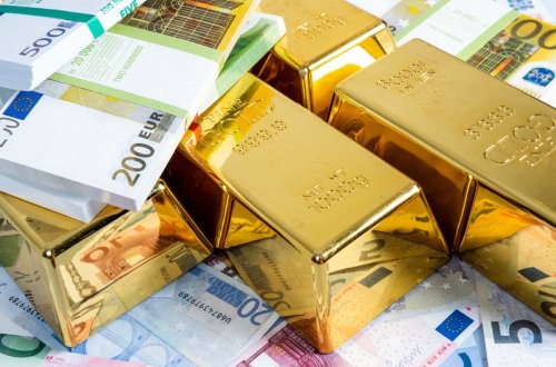 Qızılın qiyməti cüzi düşüb