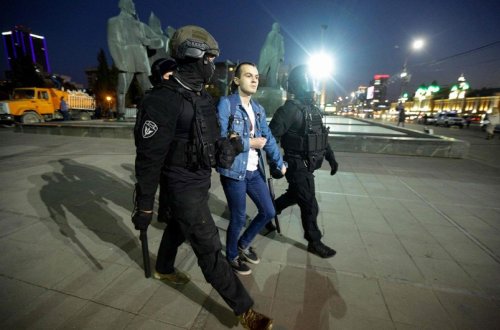 Rusiyada səfərbərliyə qarşı etiraz aksiyalarında saxlanılanlar var