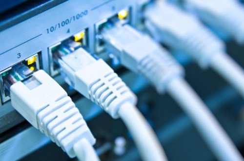 “MTK-lar binalara başqa internet provayderi buraxmır, Dövlət Xidməti görmür?”-Ekspertdən etiraz