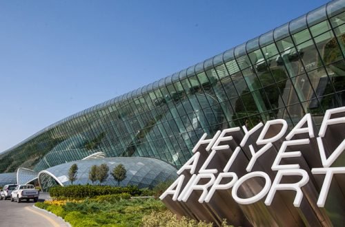 Heydər Əliyev Beynəlxalq Hava Limanında FACİƏ: Bir nəfər həyatını itirdi - FOTO