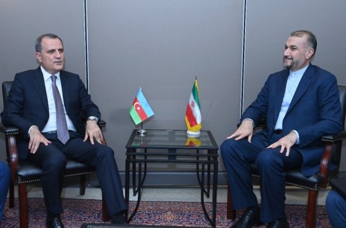 Azərbaycan və İran XİN başçılarının görüşü olub