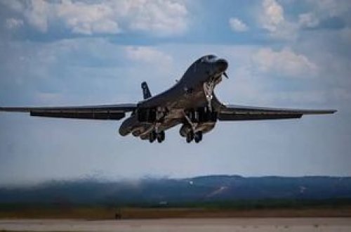 ABŞ Somaliyə hava zərbələri endirib