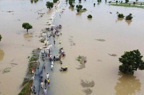 Nigeriyada daşqınlar nəticəsində 500-ə yaxın cəsəd itib