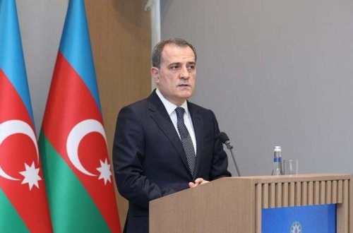 Ceyhun Bayramov Ermənistanın XİN başçısı ilə müzakirə etdiyi məsələləri açıqlayıb