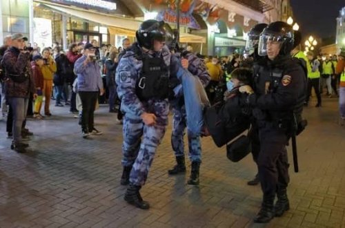 Almaniya Rusiyada hərbi xidmətdən imtina edənlərə sığınacaq verəcək