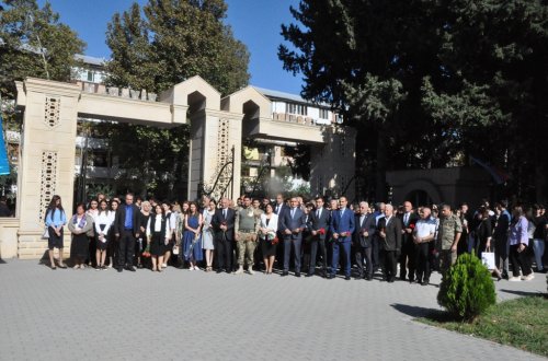 Mingəçevir Dövlət Universitetində 27 Sentyabr- Anım Gününə həsr olunan  konfrans keçirilib