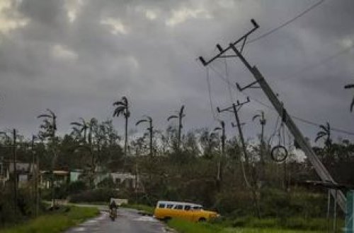 Kuba tamamilə elektriksiz qaldı