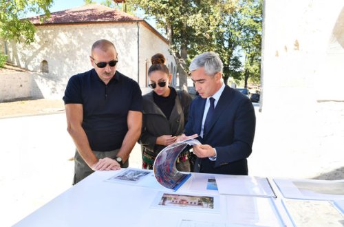 İlham Əliyev və Mehriban Əliyeva Şuşada Mehmandarovların malikanə kompleksində - FOTO