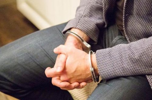 İcra başçısının yaxın adamı adlandırılan bələdiyyə sədri məhkəmə zalında həbs edildi - FOTO