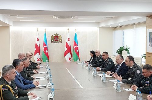 Azərbaycan Ordusunun Baş Qərargah rəisi Gürcüstanın müdafiə naziri ilə görüşüb