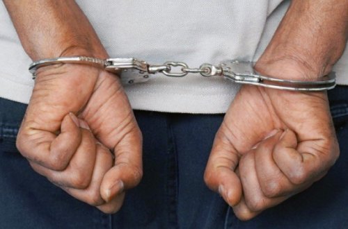 Həbsdəki qohumuna narkotiki görün necə keçirmək istədi - FOTO