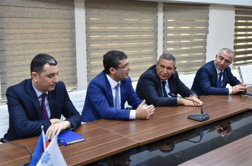 Medianın İnkişafı Agentliyində Mətbuat Şurasının sədri ilə görüş keçirilib