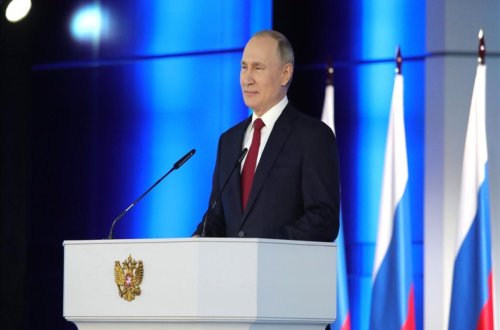 Putin: “Qərb Rusiyanı zəiflətmək və məhv etmək üçün yeni şans axtarır”