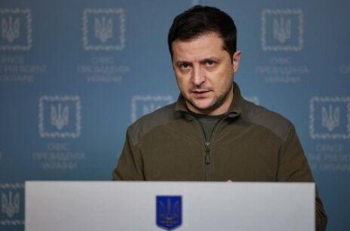 Zelenski orduya payız çağırışını ləğv edib, tərxisi təxirə salıb