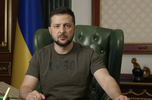 Zelenski: “Ukrayna bayrağı artıq Limandadır, bir həftədən sonra bütün Donbasda dalğalanacaq”