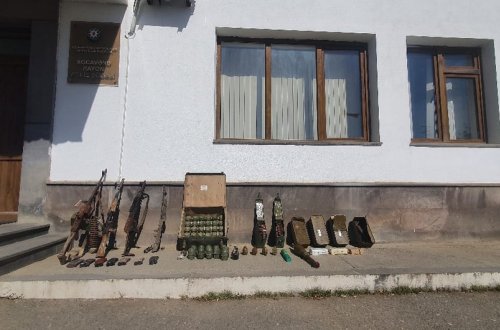 Xocavənddə ermənilərin atıb qaçdığı xeyli silah-sursat aşkarlanıb