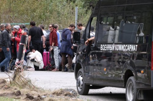 Rusiya Aİ ölkələri ilə sərhəddə çağırış məntəqələri yaradır