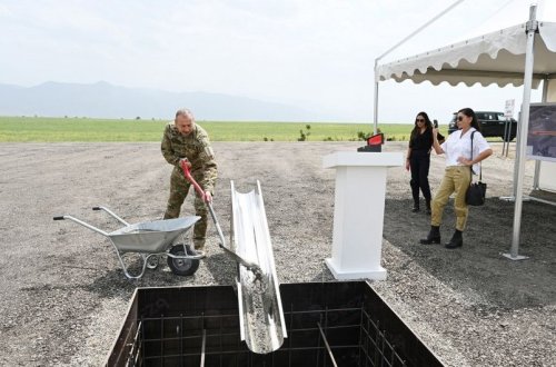 Ağdam şəhərinin daxili yol və kommunikasiya şəbəkəsinin təməlqoyma mərasimi keçirilib