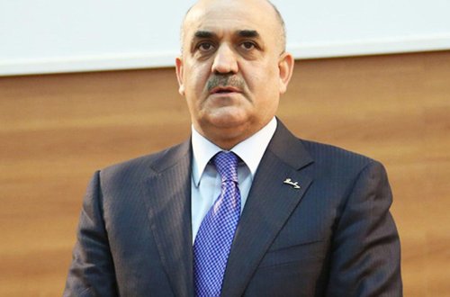 Səlim Müslümov pulları bu qohumu vasitəsilə yığırmış