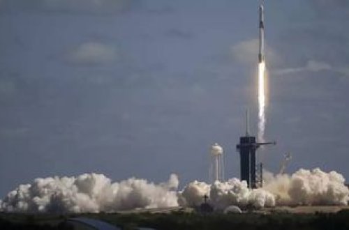 Rus kosmonavtı daşıyan Space X ilk dəfə kosmosa buraxılıb