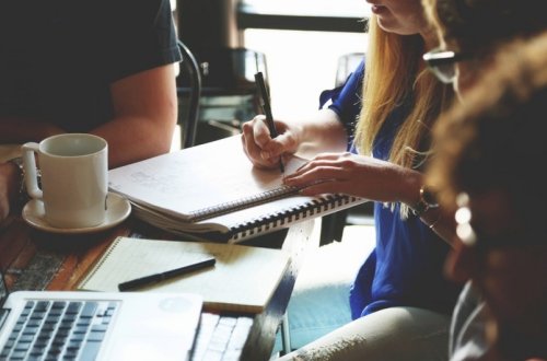 Azərbaycanda 674 adda vəzifədə qadınların işləməyinə qoyulan qadağa ləğv edilir