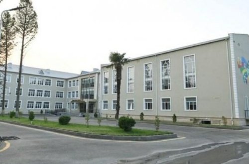 Şagirdin döyüldüyü məktəbə yeni direktor təyin edildi