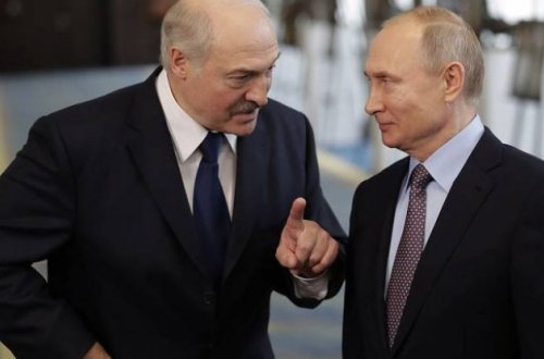 Lukaşenkodan Putinə ad günü sürprizi - FOTO