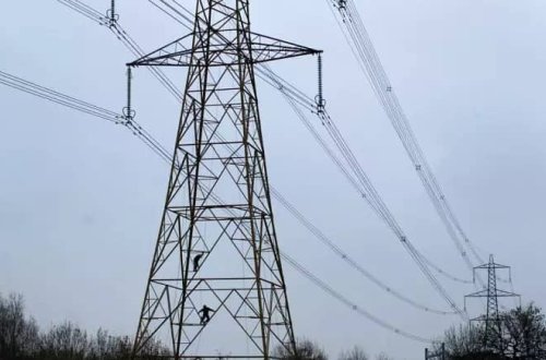 İngiltərədə gündə 3 saat elektrik kəsilməsi baş verə bilər