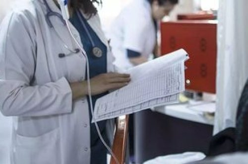 Almaniyada həkim çatışmazlığı: 7500 türk həkim sertifikatı ALIB