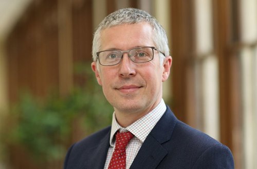 Böyük Britaniya səfiri Gəncə terrorunun ildönümü ilə əlaqədar Azərbaycana başsağlığı verib