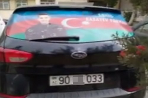 Yol polisi şəhidin şəklini bacısının maşınından qopardı - Foto