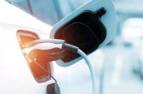 NASA texnologiyası elektrikli avtomobili 5 dəqiqəyə doldurdu