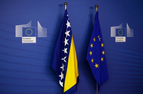 Bosniya və Herseqovinaya Aİ üzvlüyü üçün namizədlik verilməsi tövsiyə olunub