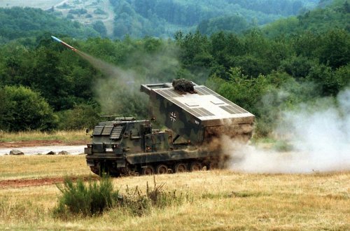 Almaniya Ukraynaya əlavə haubitsalar və RYAS verəcək