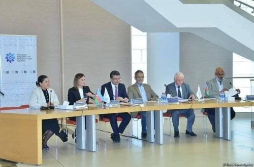 Telejurnalistlər üçün “Audiovizual media mühitində universal jurnalist” mövzusunda keçirilən təlimlər yekunlaşıb