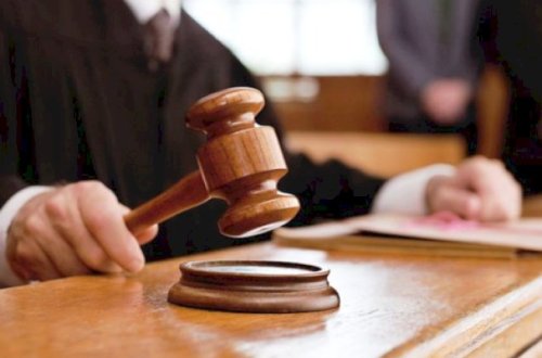 Sabiq bələdiyyə sədrinin məhkəməsi davam edir