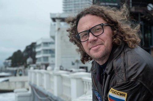 Rusiyanın keçmiş milyarderi qismən səfərbərlikdən yayınaraq Dubaya qaçıb