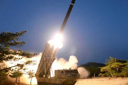 Şimali Koreya Yapon dənizi istiqamətində bir neçə ballistik raket atıb