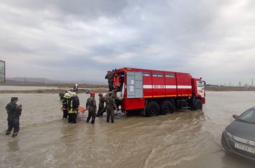 Su kəmərində qəza: Yolda nəqliyyat vasitələrinin hərəkəti tam bərpa edilib