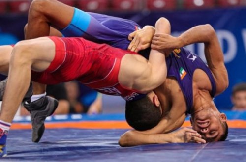 Dünya çempionatı: Azərbaycanın daha iki güləşçisi mübarizəyə başlayır