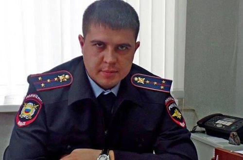 Polis polkovnik-leytenantı Füzulinin taksisini qaçırdı